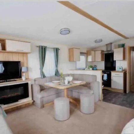 Ajl Caravan Rentals Turnberry Exterior foto